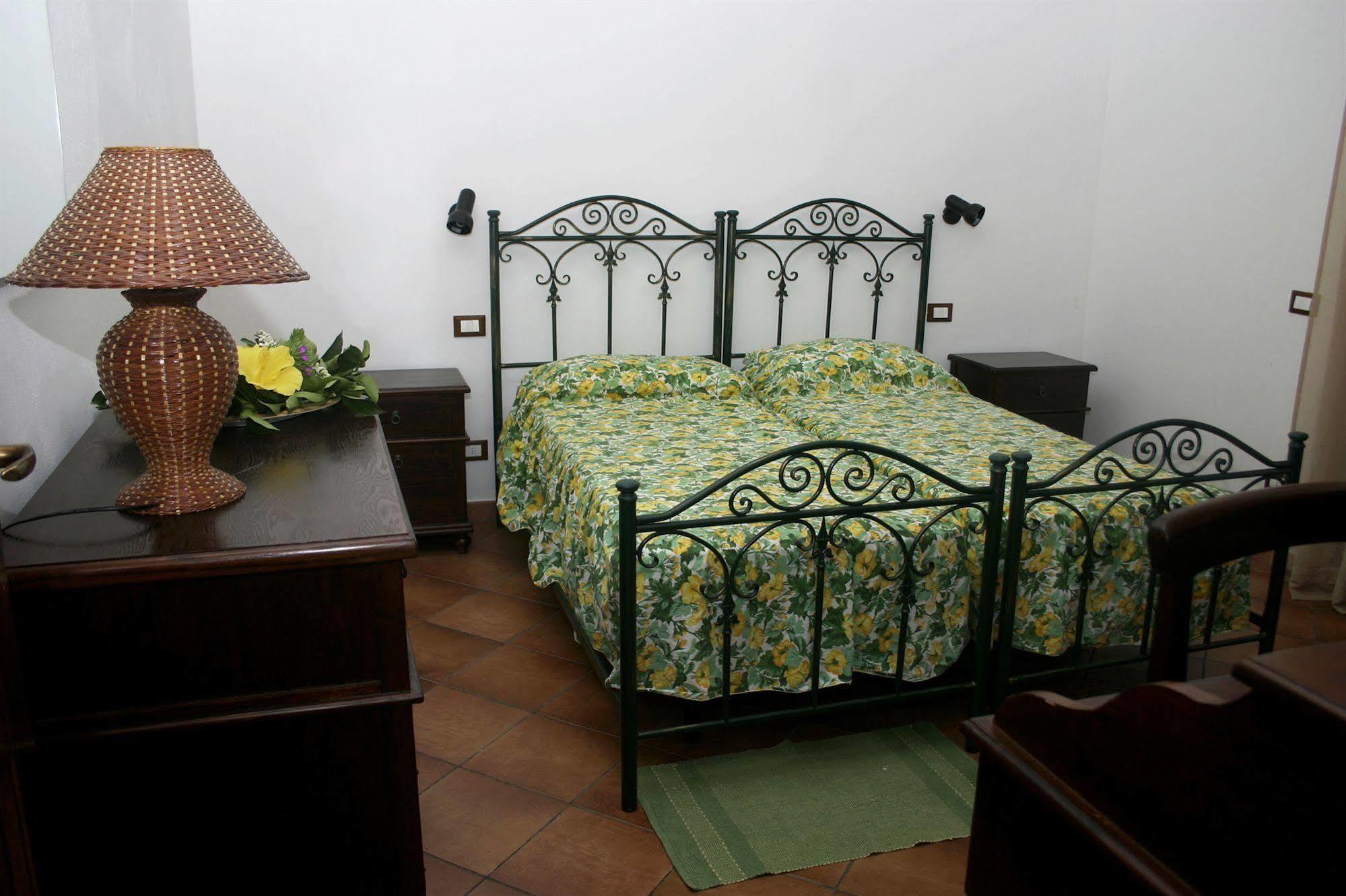 Villa Saraceno Lipari  Eksteriør bilde